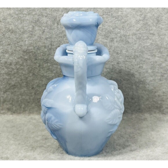 Vtg 1978 Avon Blue Swirl Milk Glass Pitcher 6.5"‎ Bubble Bath Bottle Victorian - Picture 3 of 13